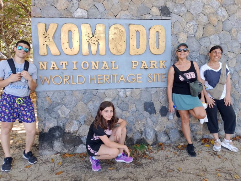 Komodo Shared Tour 2D 1N