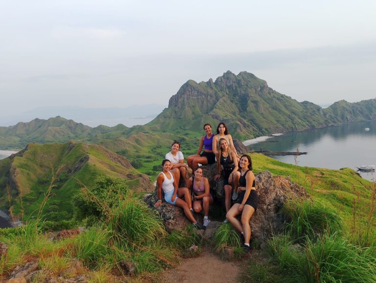 Komodo Tour 4 days 3 night